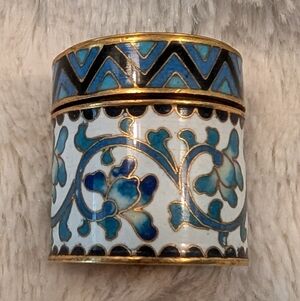 Cloisonne Blue and Gold Decorative Snuff Box